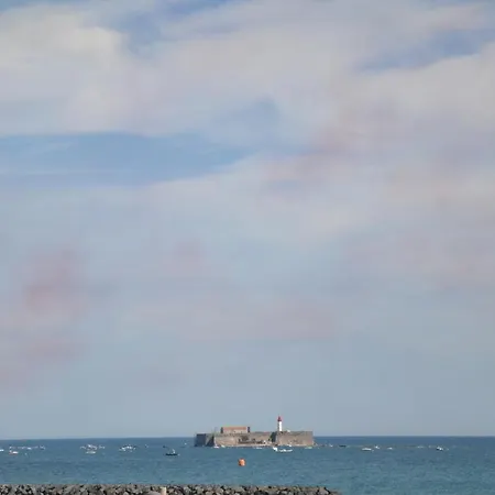 Mandana * Agde